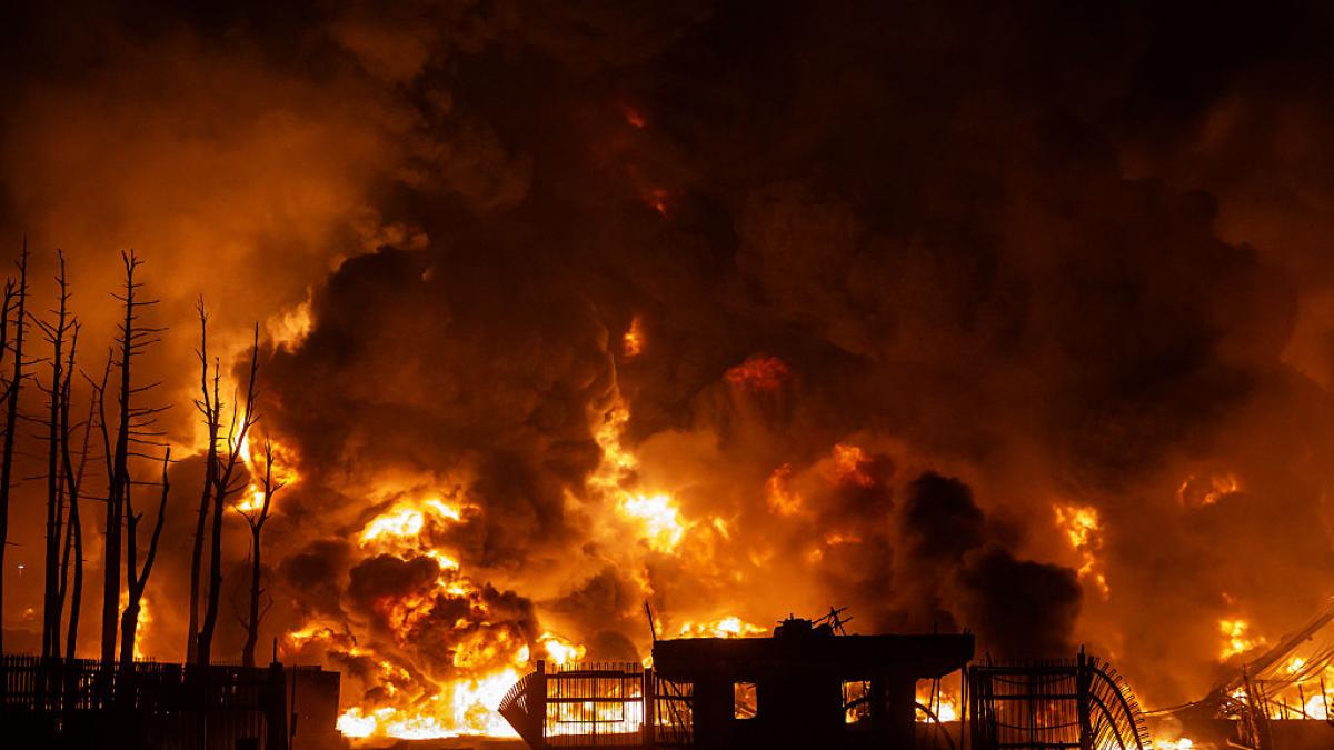 European economists agree: the war in the Middle East may force governments to choose between subsidizing energy or cutting public services