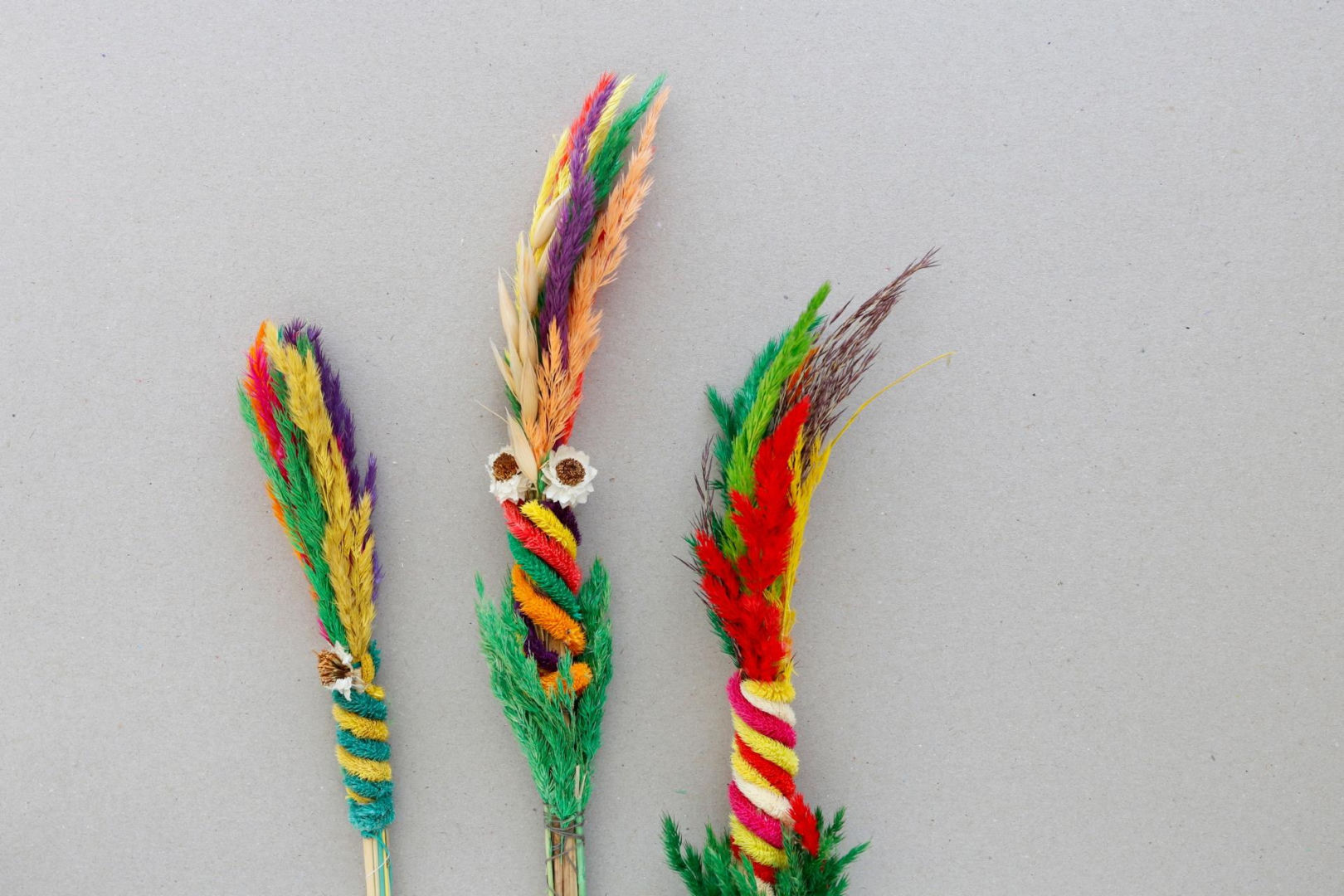 Do it yourself You need a stick, tissue paper and 20 minutes to prepare an Easter palm. Everyone in the church will look with admiration. How to make a palm tree for Palm Sunday?