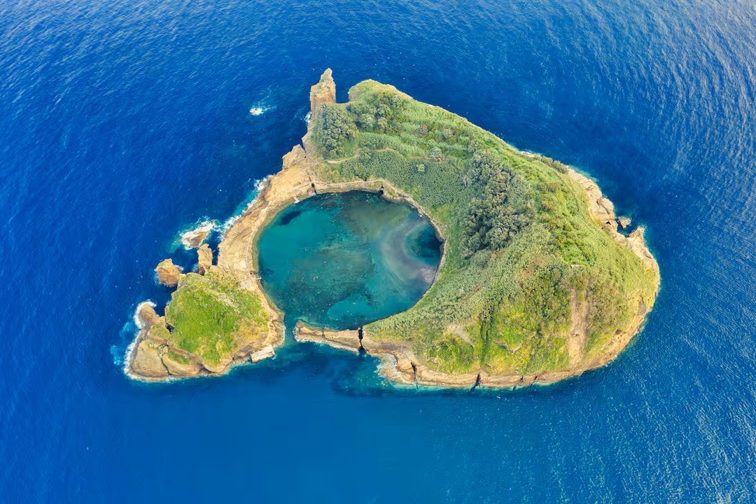 Ilhéu de Vila Franca. Crédito: Foto DR