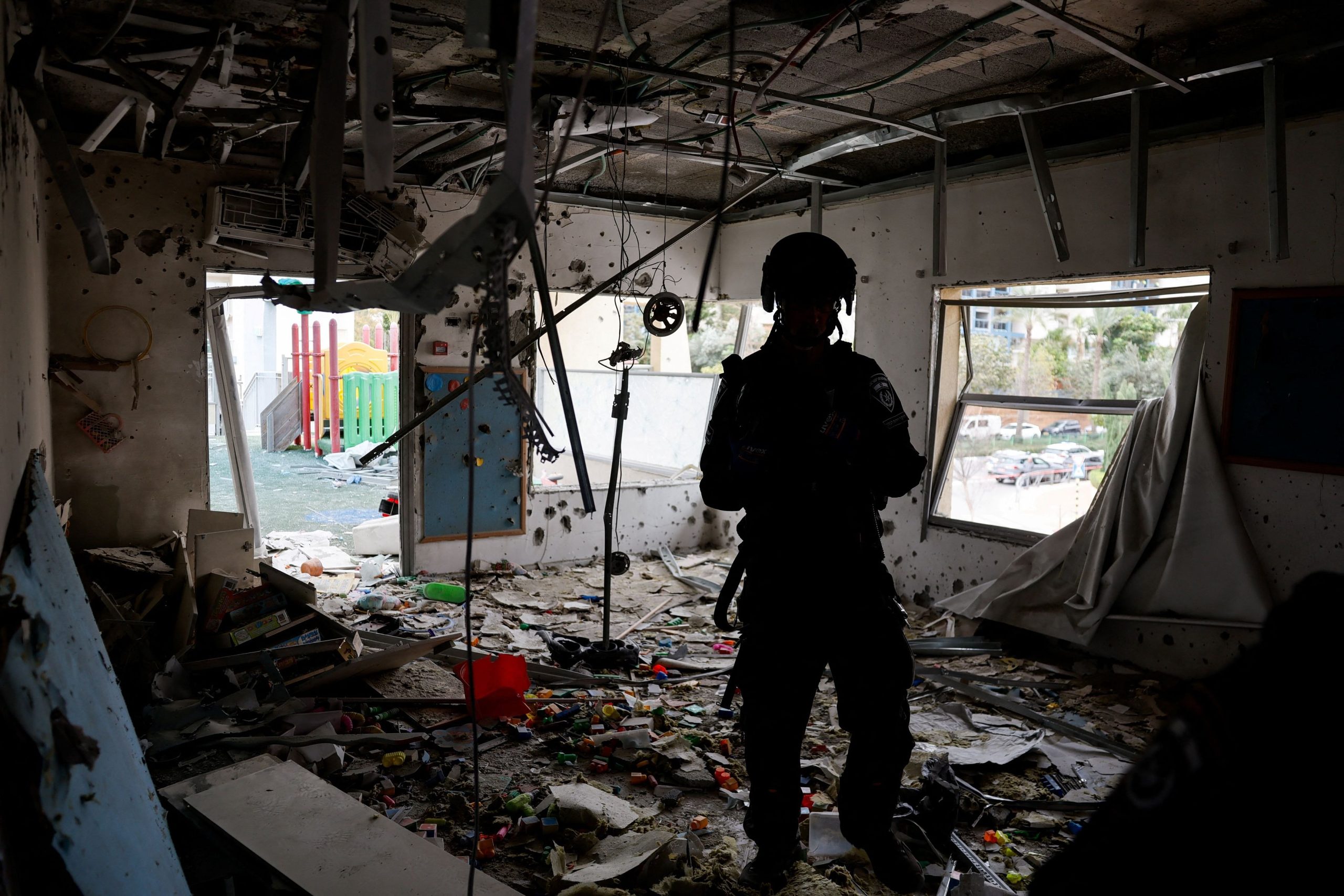 War in Iran - Eitan Samir: What Israel wants and fears - The red line, the "trap" of the next day