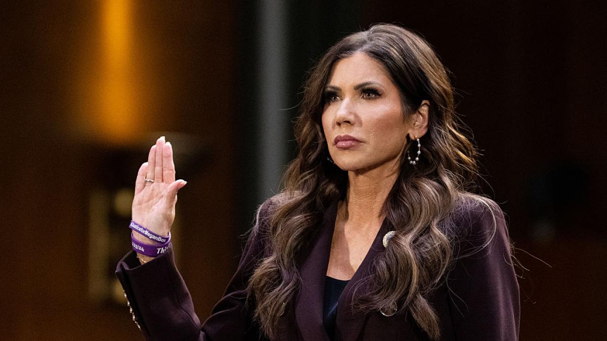 Trump dismisses Kristi Noem, Secretary of Homeland Security and head of ICE in the face of the social crisis in the US and her replacement will be a former MMA fighter