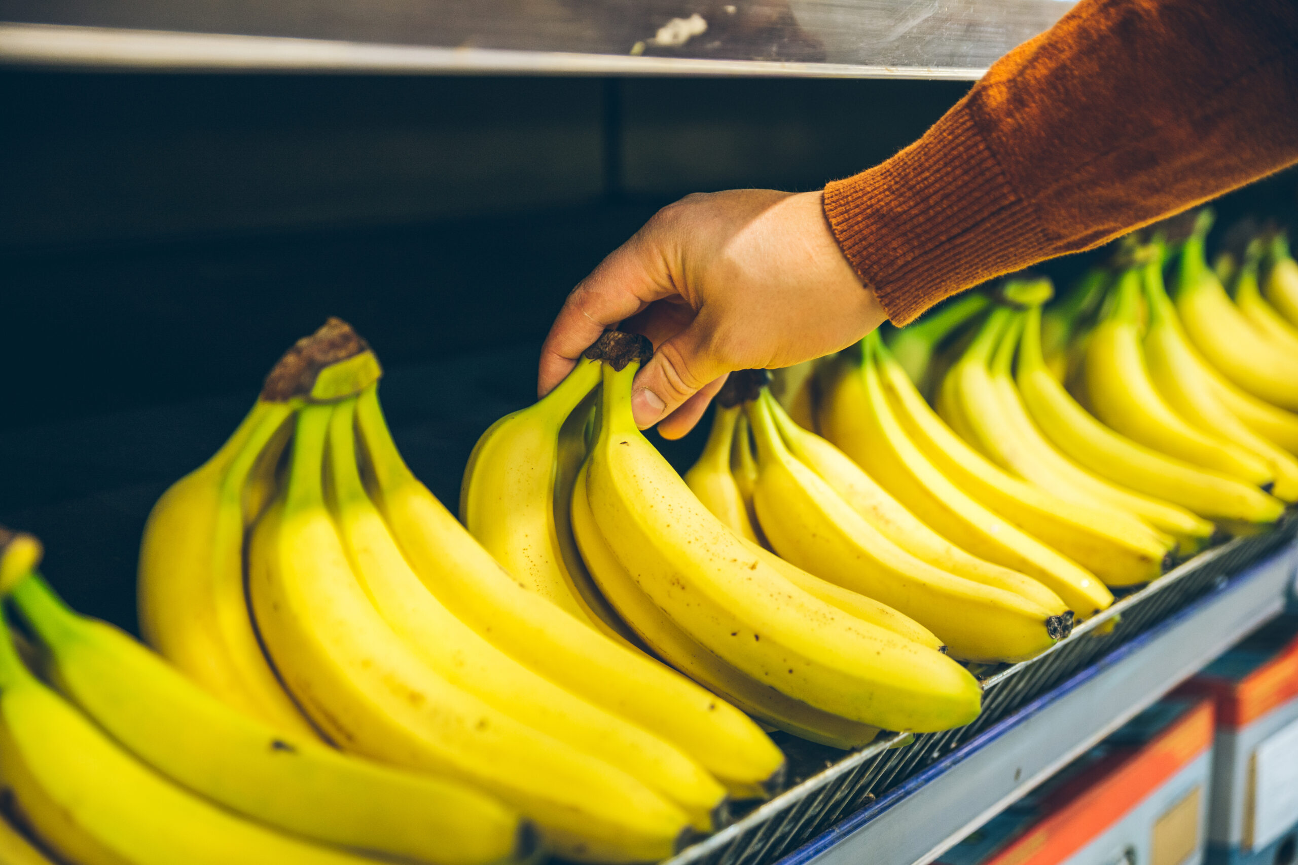 Find out what black spots on bananas mean before throwing them in the trash