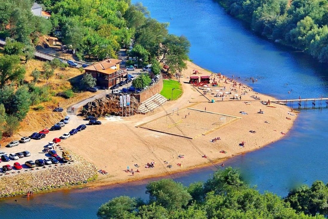 Praia fluvial do Reconquinho. Crédito: CM Penacova