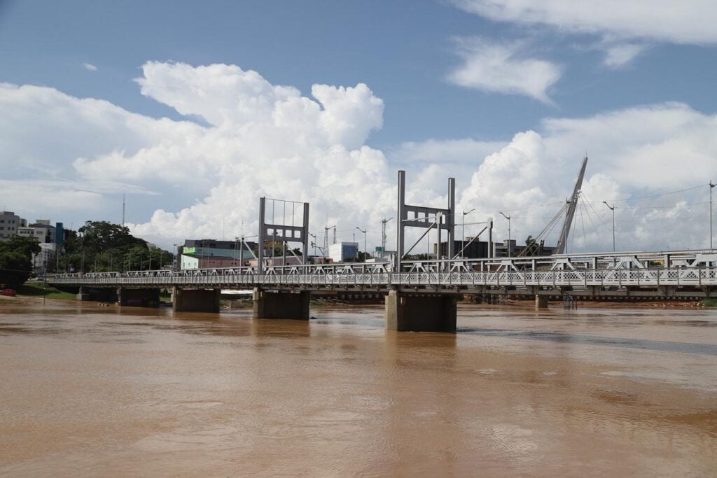 Rio showed an increase in all recent measurements, but still remains below the alert and overflow quotas.