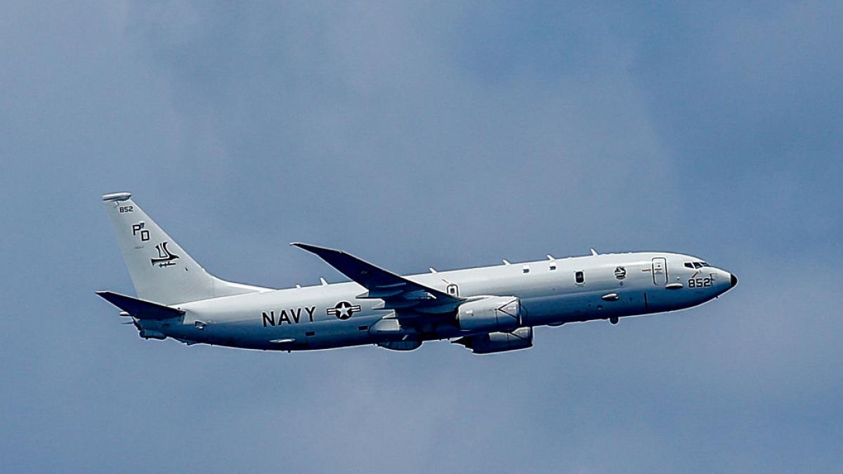 Iran claims that a US military plane was shot down by a missile in Iraq and that all six crew members were killed