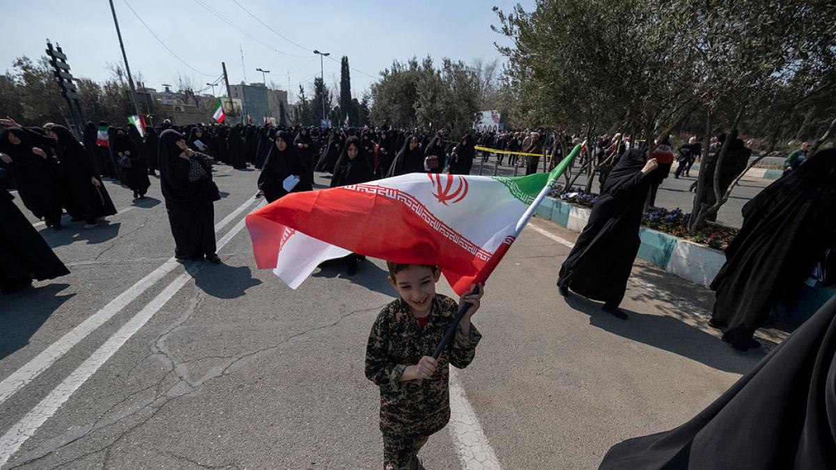 Iran recruits children from the age of 12 for security tasks in the war