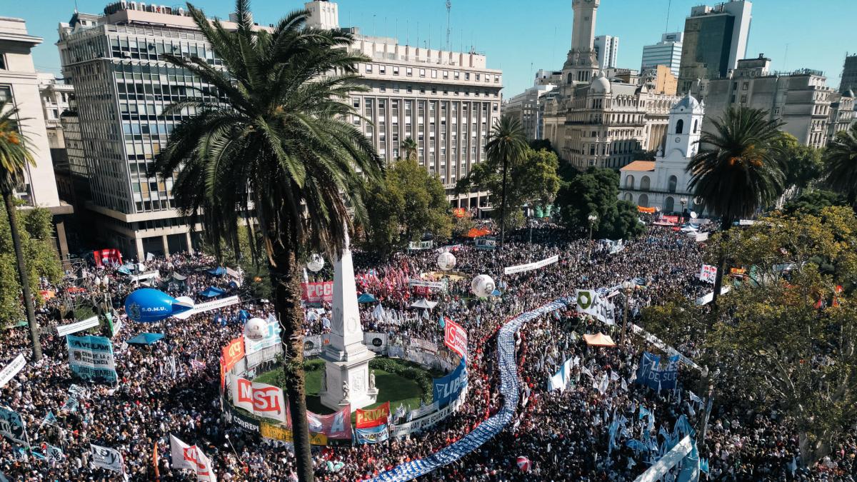 "Let them say where they are": hundreds of thousands of Argentines ask for justice on the 50th anniversary of the dictatorship