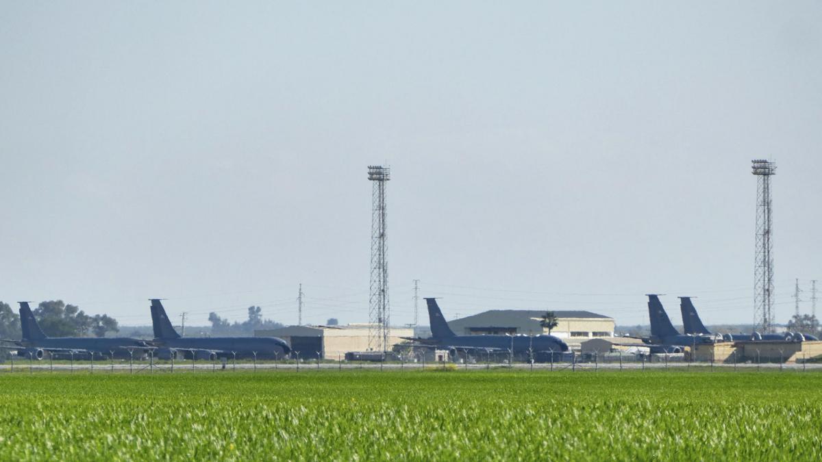 Margarita Robles guarantees that the Morón and Rota bases do not assist the US in the attack on Iran