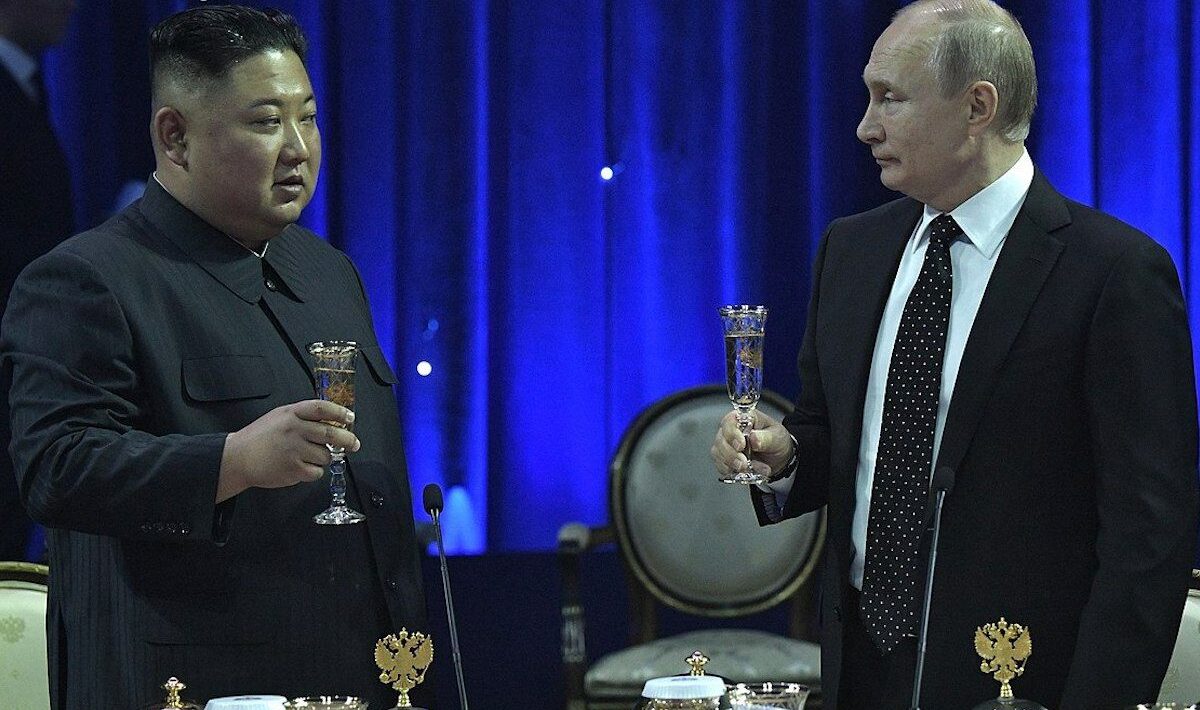 Kim Jong Un praises soldiers who committed suicide in battles in Ukraine