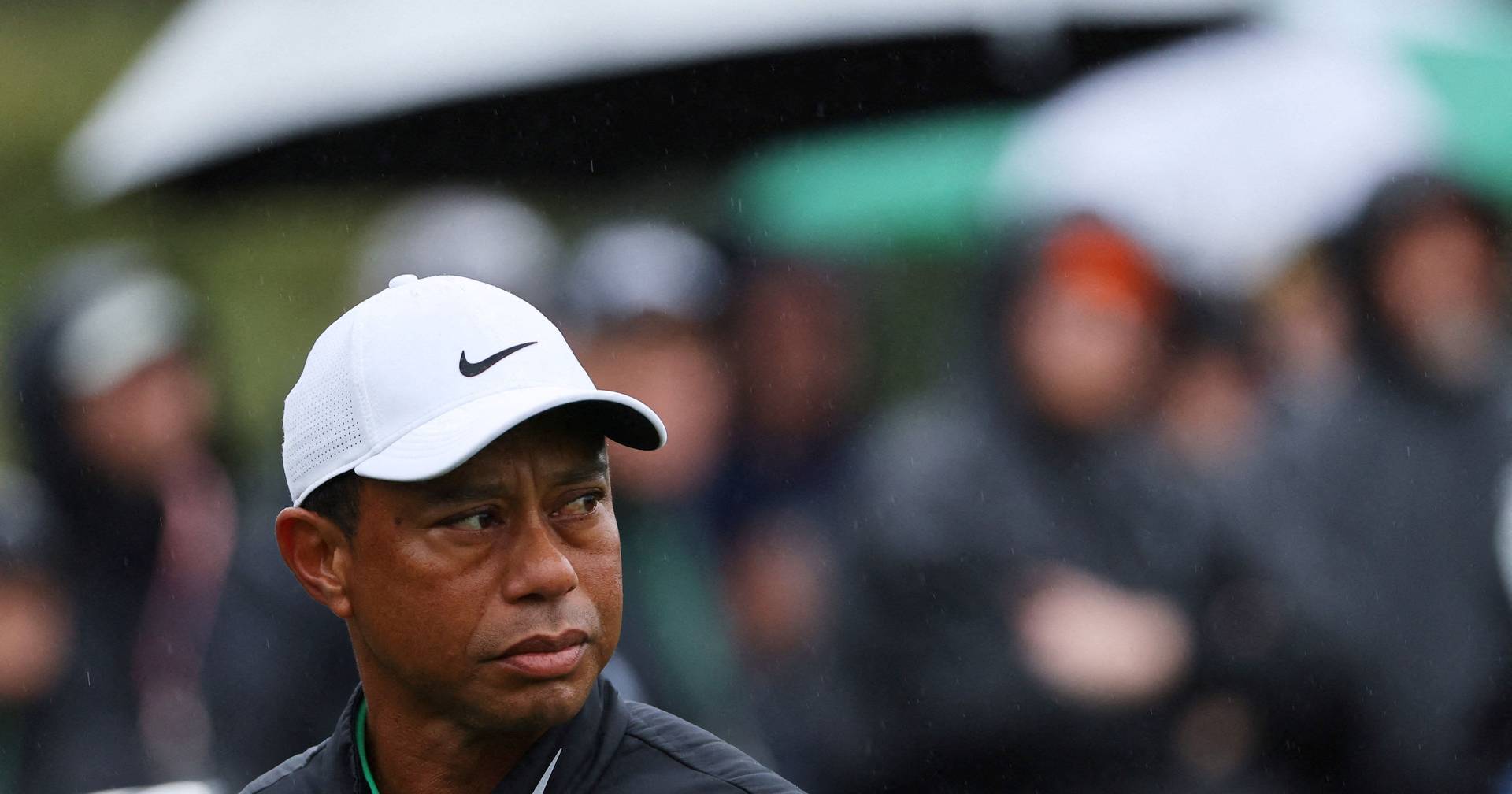 Tiger Woods announces career break after drunk driving arrest