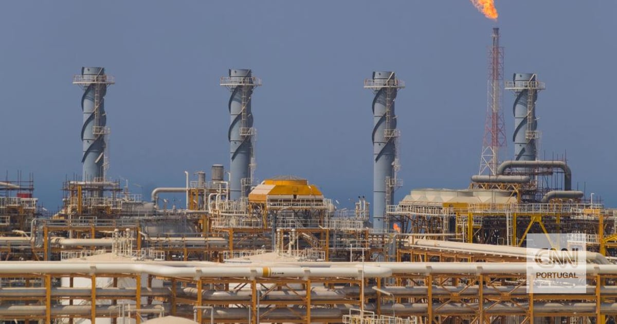 The place that Israel attacked again has gas for the whole world for 13 years