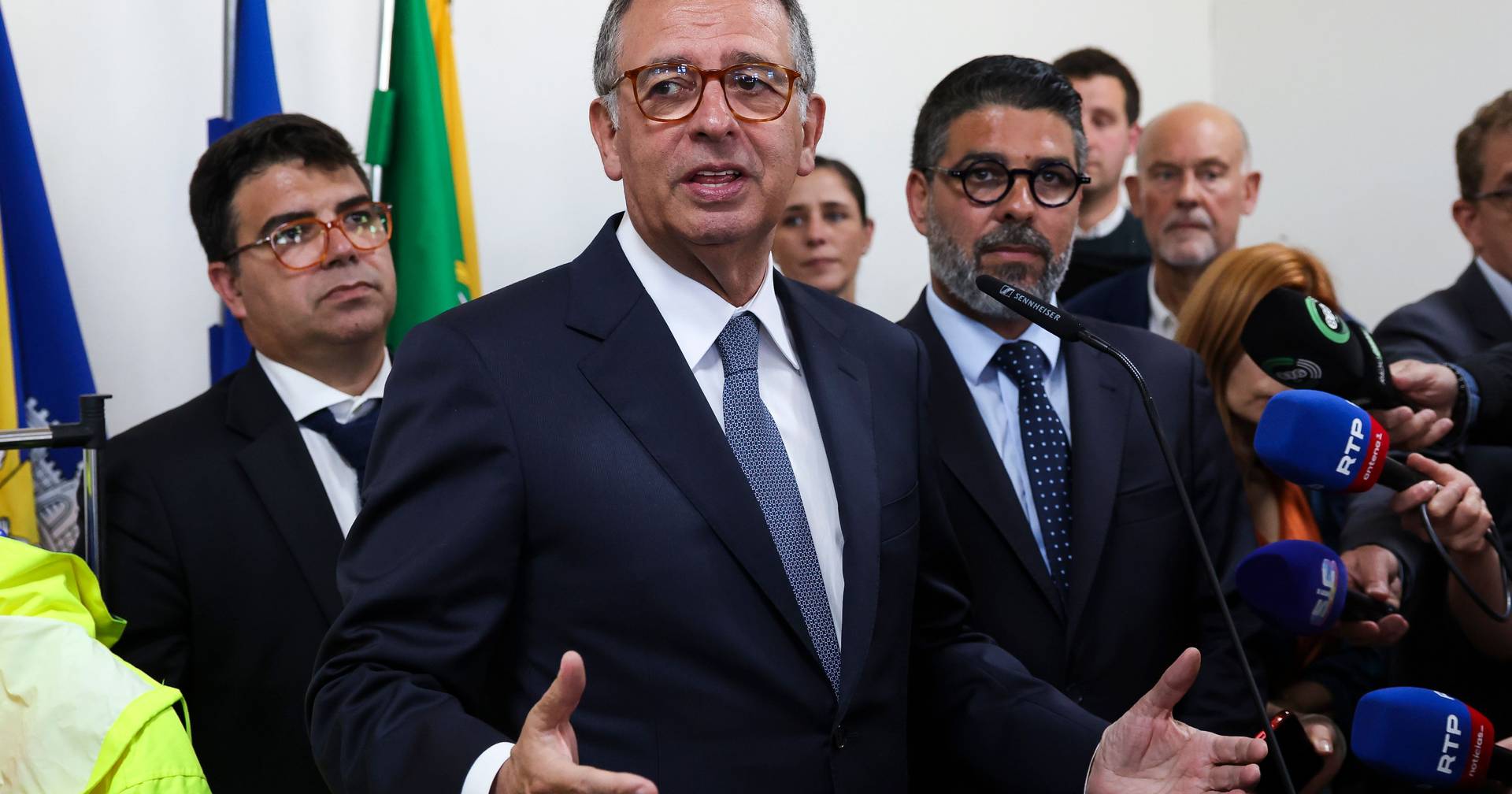 Seguro calls for more dialogue on labor law and promises to be "consistent" with what he said in the campaign