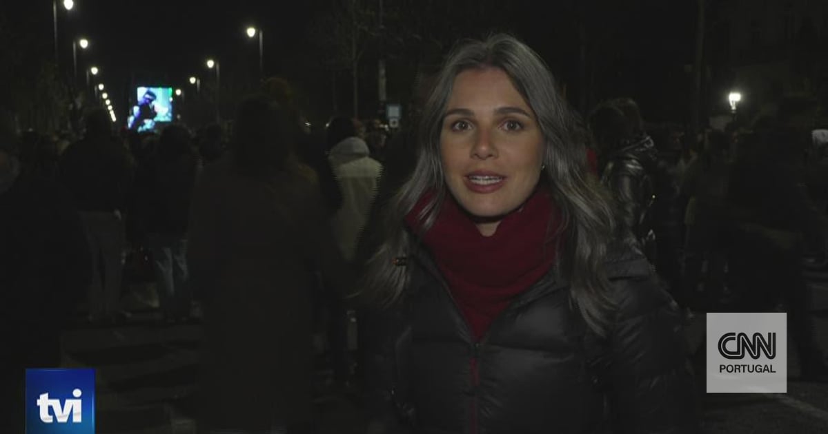 "See you later, Prime Minister." Giant show in Budapest mobilizes vote against Orbán on the eve of the elections