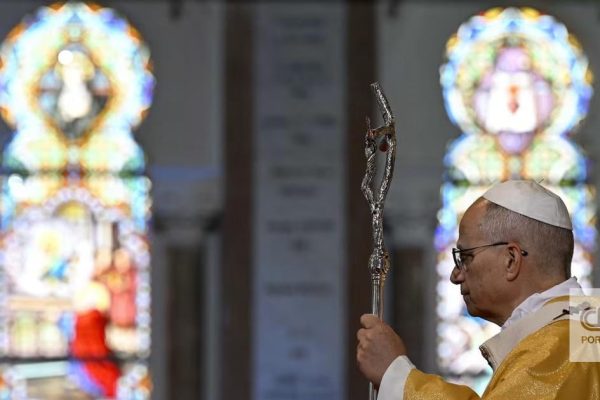 Leo XIV arrived in Angola for a three-day visit