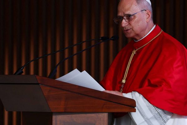 Pope rejects 'debate' with Trump: "The speech was prepared long before he spoke about me"