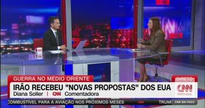 12:46
                                        	
                                    
                                
                                
                            
                        
                    
                    	
                    	
                        "Trump wants to show that this is no longer Obama's United States, weak in the Middle East"
                        
                    
                        1 hour and 19 minutes ago