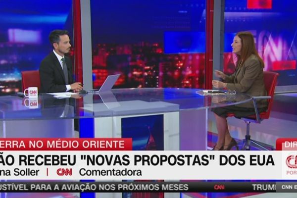 12:46
                                        	
                                    
                                
                                
                            
                        
                    
                    	
                    	
                        "Trump wants to show that this is no longer Obama's United States, weak in the Middle East"
                        
                    
                        1 hour and 19 minutes ago