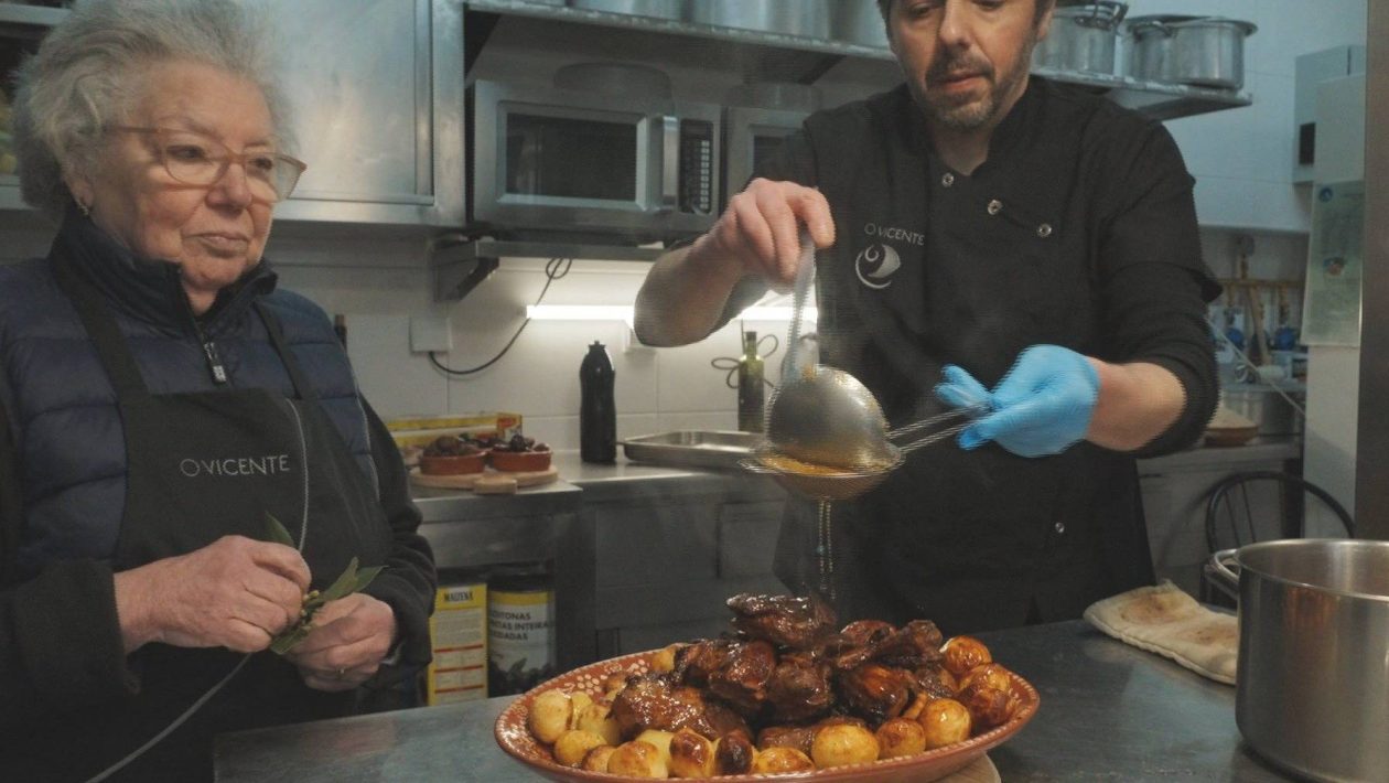 Historic villages and Seia: authentic Portugal to discover