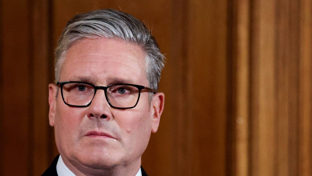 Appointment of ambassador with links to Epstein leaves British Prime Minister in trouble