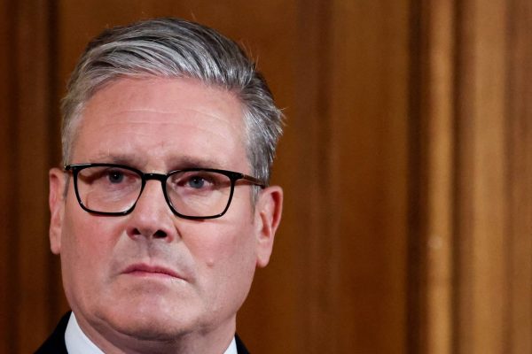 Appointment of ambassador with links to Epstein leaves British Prime Minister in trouble