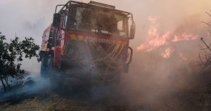 More than 100 operatives fight fire in Serra do Caramulo
