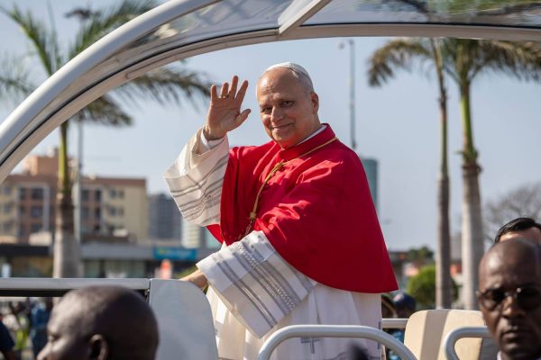 20 minutes: Pope Leo XIV ends three-day trip to Angola