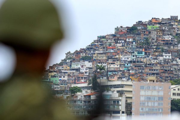 Police operation in Vidigal aimed to catch drug trafficker... who escaped again