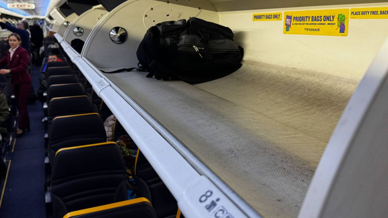 Ryanair will change times for check-in and baggage delivery