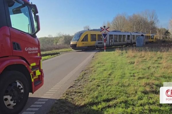 Head-on collision between trains in Denmark leaves 17 injured. Emergency teams and rescue helicopter on site
