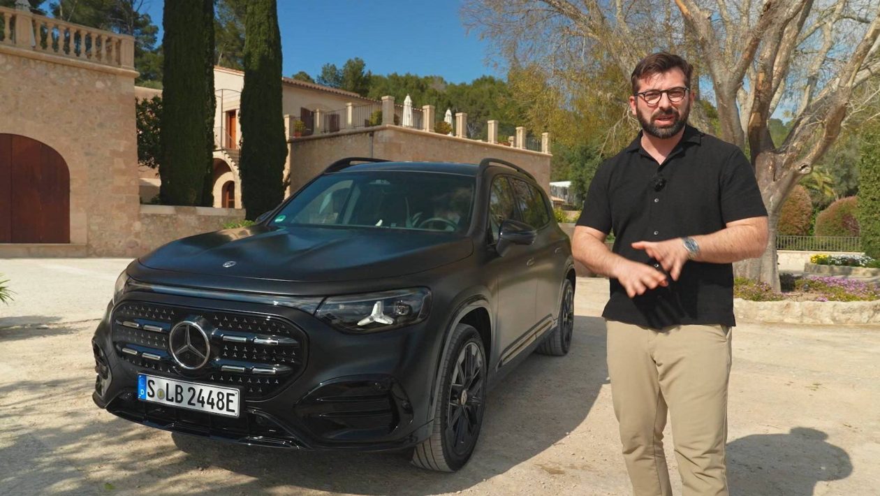 Behind the wheel of the Mercedes GLB and CLA