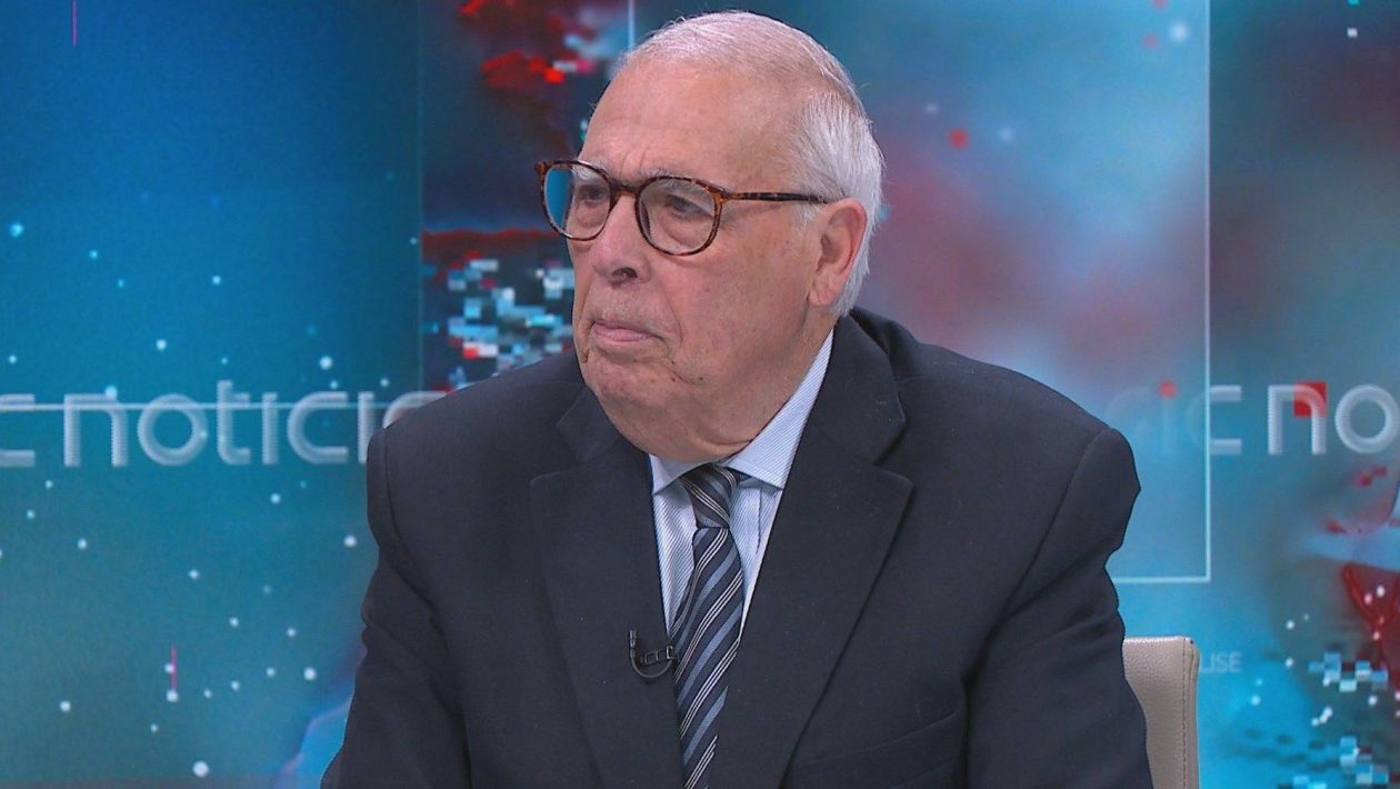 "Delgado Alves has every right to disagree with the PAR. But turning his back on a solemn day reveals a lack of respect"