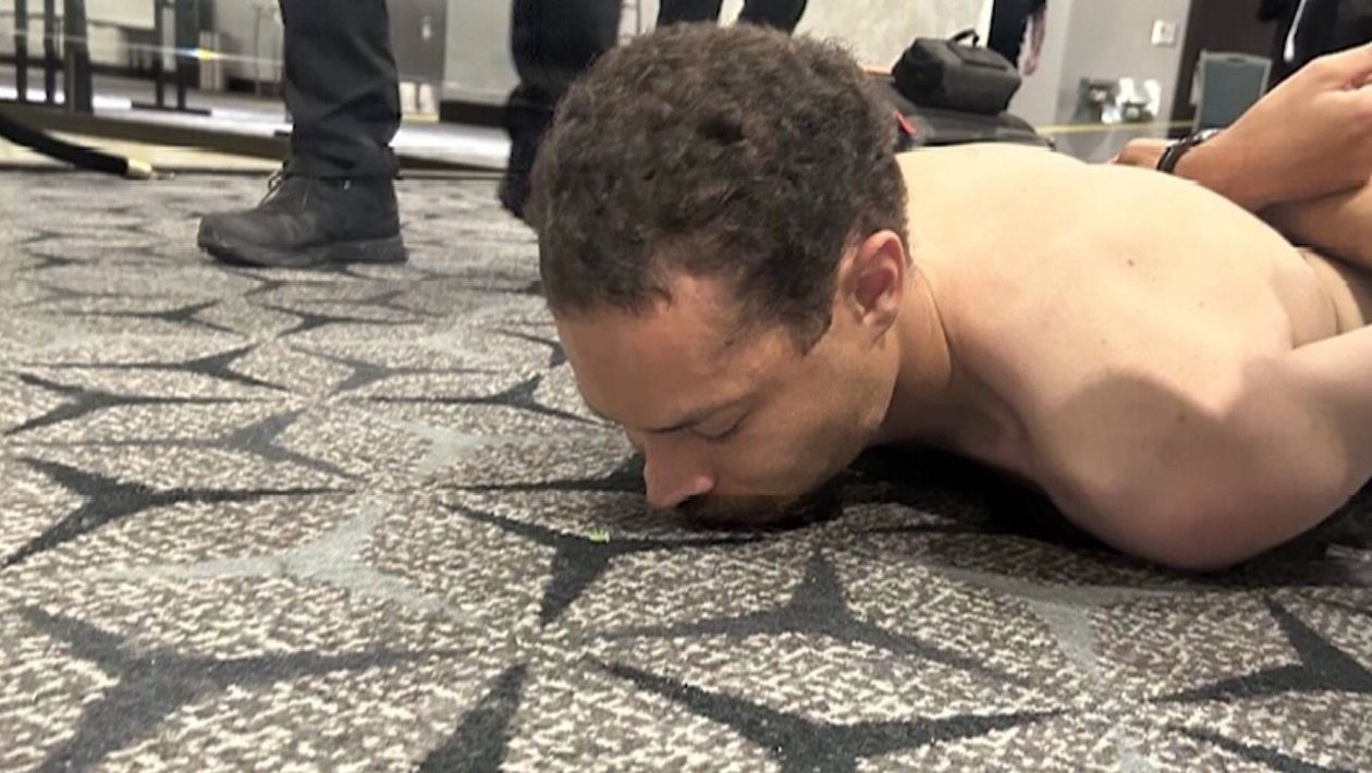 Shooting in the USA: Trump shares images of the moment of arrest