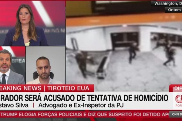 02:25
                                        	
                                    
                                
                                
                            
                        
                    
                    	
                    	
                        "An armed individual alone would not pose a threat to Donald Trump"
                        
                    
                        38 min ago