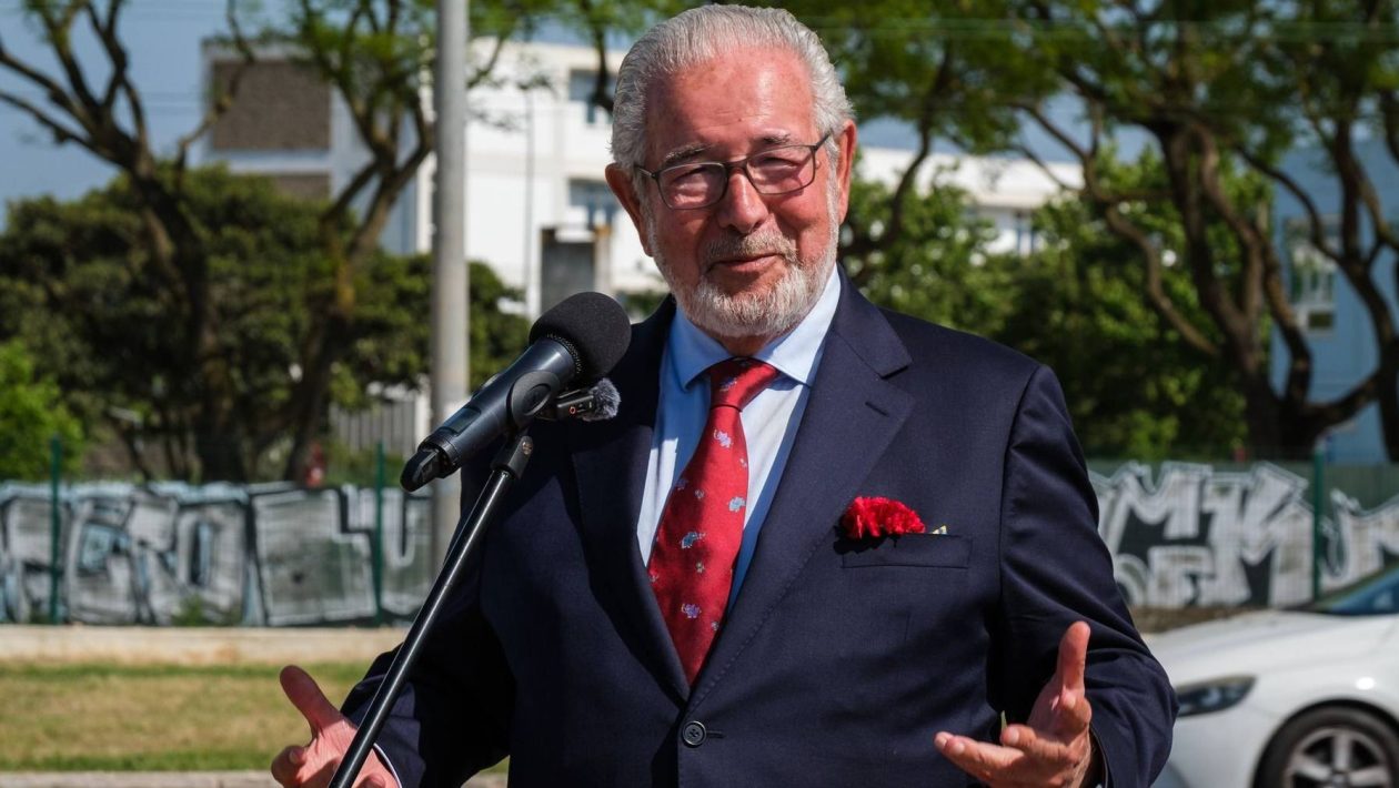 Isaltino Morais remembers political prisoners and warns of “extraordinary ignorance” about dictatorship