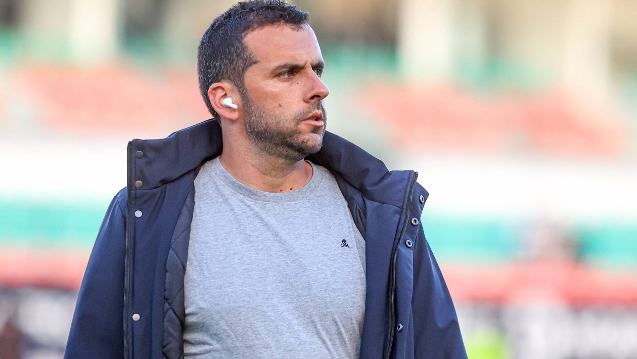 Estrela da Amadora announces termination of contract with coach João Nuno