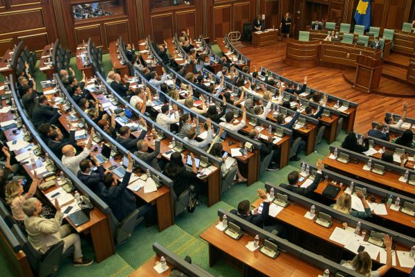 Parliament fails to elect Kosovo president and paves the way for new legislative elections