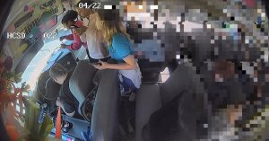 School bus driver collapses on the road and students avoid crash