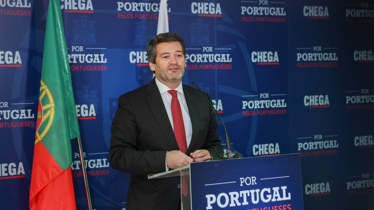 André Ventura accuses the Government of having “poorly prepared” for the increase in inflation and once again defends zero VAT