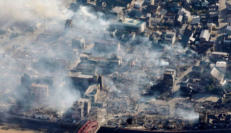 Violent earthquake in Japan. Tsunami follows, which is expected to cause damage