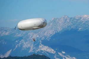 “Wild experience”: incredible airship is shaped like a… donut