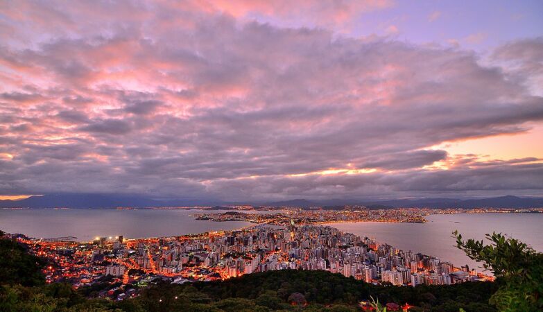 Florianópolis is in Brazil but it feels like we are in the Azores