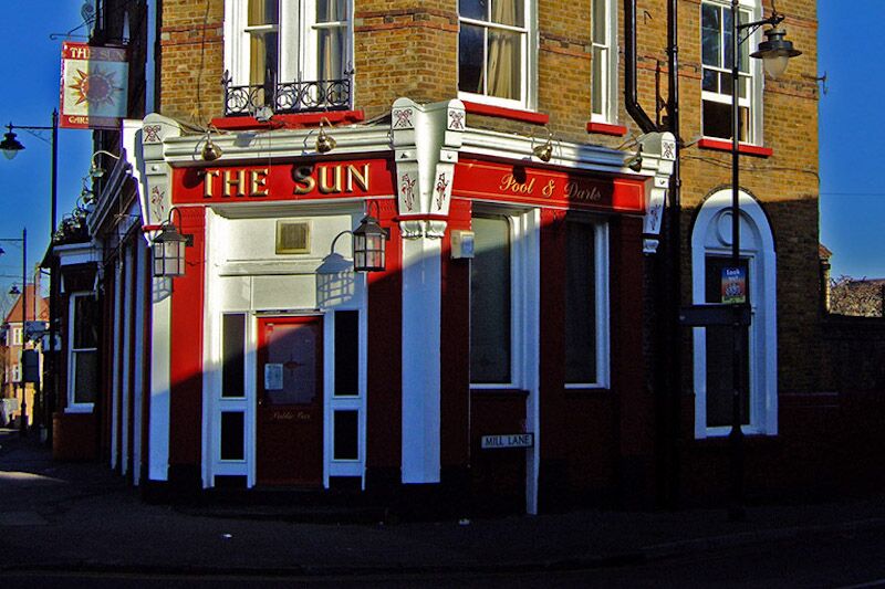 New app shows the cafes… that are in the sun