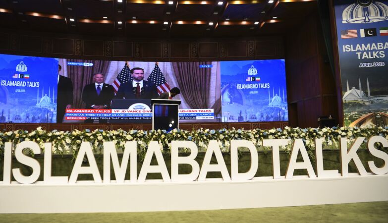 “Irrational demands”: Iran and US interrupt peace talks