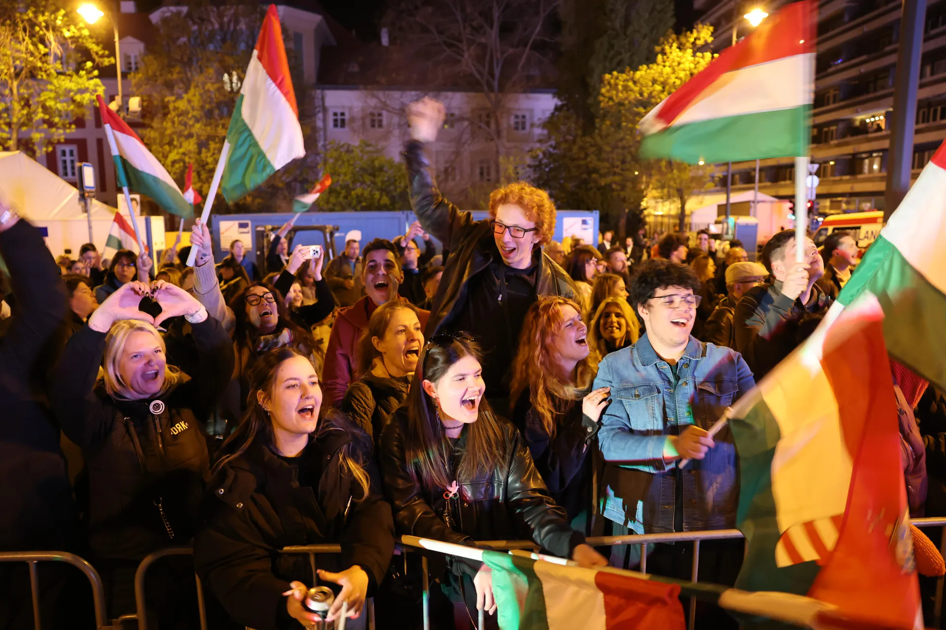 "Democracy worked" in Hungary 16 years later. It's a risky change: one can "play with constitutional reforms"