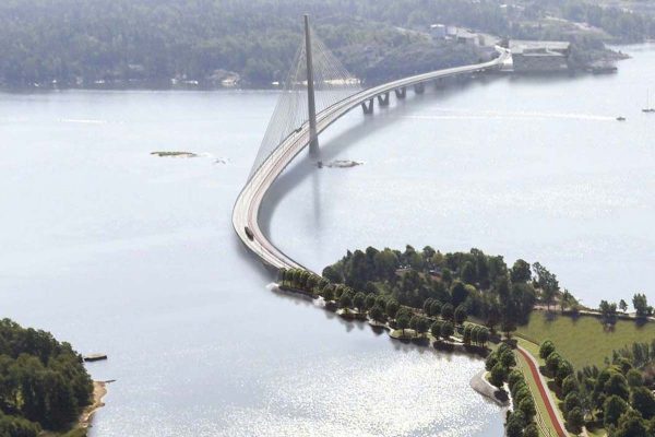 Finland opens megabridge and has already banned cars