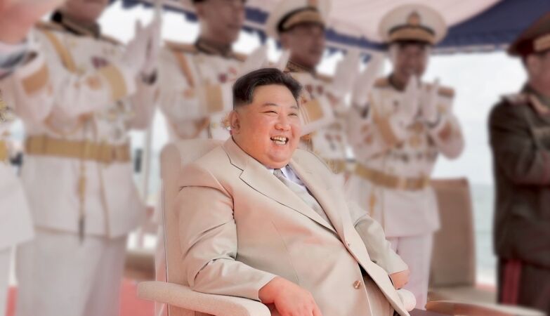 Are the presidents of North and South Korea becoming friends?
