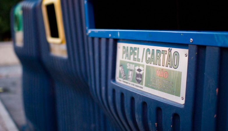 Compensation starts at 10 cents per package – but the glass is missing