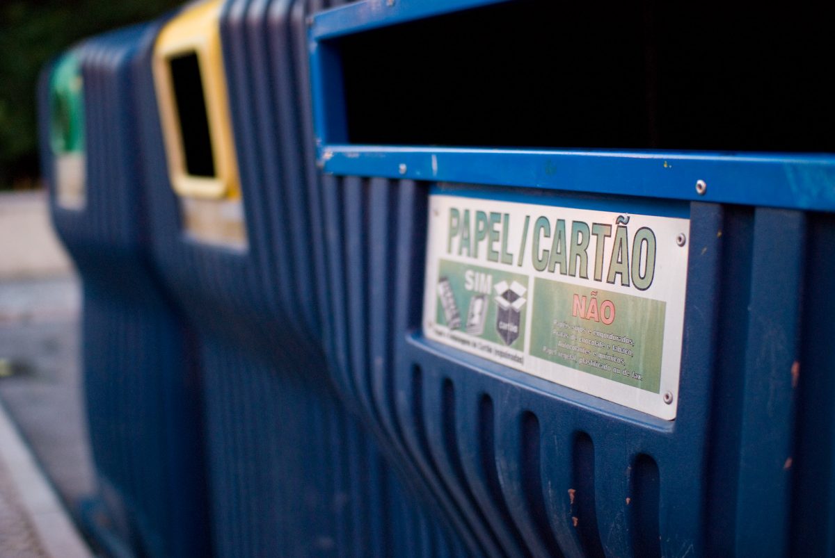 Compensation starts at 10 cents per package – but the glass is missing