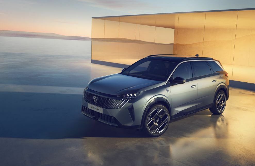 Fire risk: 700,000 Stellantis cars called to the factory