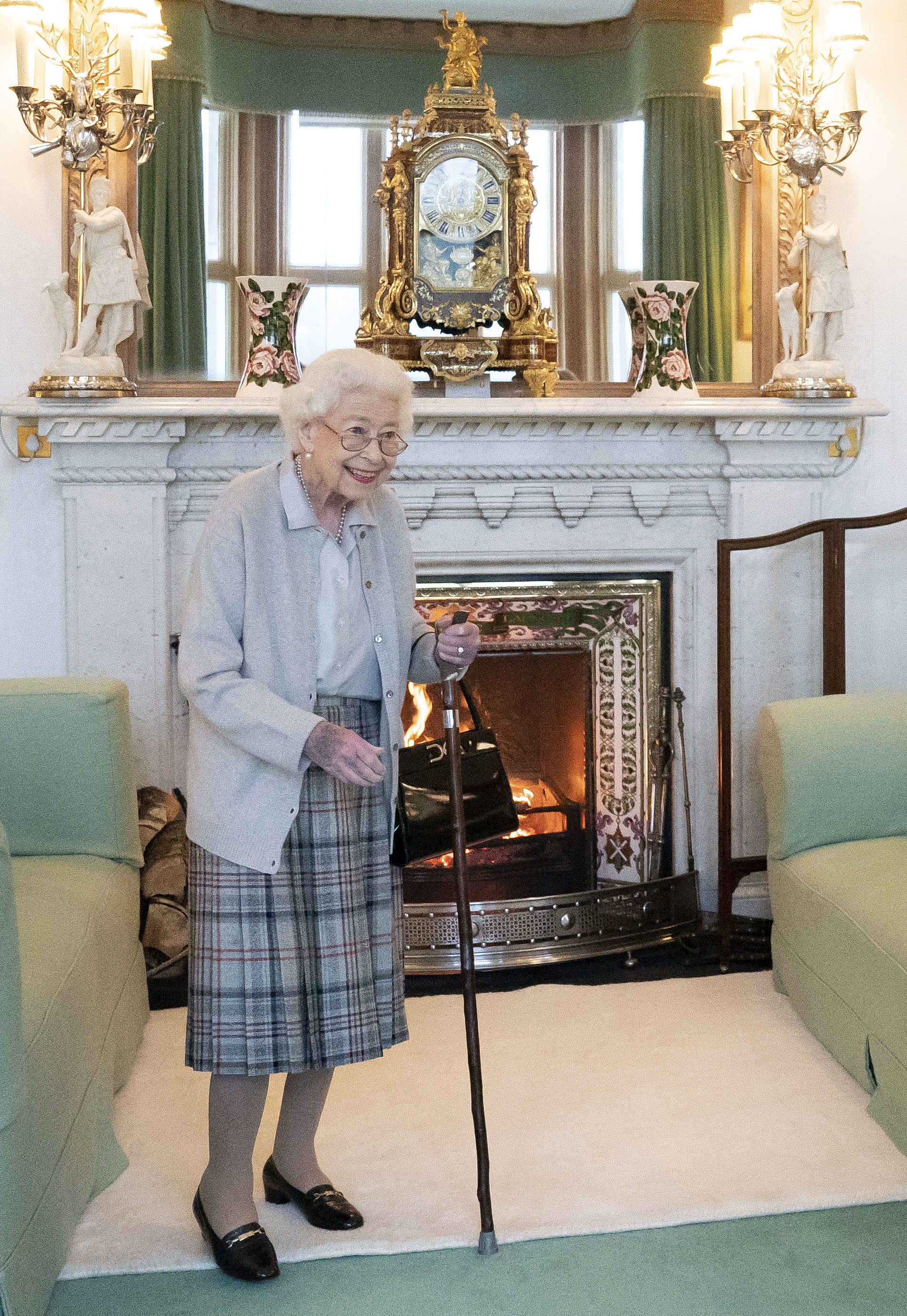 Queen Elizabeth II: The story behind her last photo